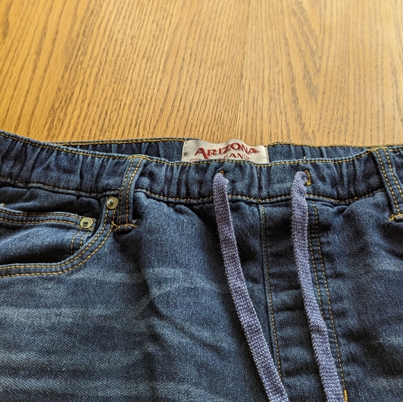 Gently worn Men's Arizona Jeans 👖 - Picture 5 of 6
